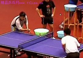 王皓前三板訓(xùn)練之接發(fā)球正手沖斜線