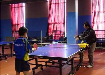 兒童如何進(jìn)行乒乓球多球練習(xí)