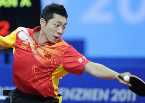 如何練習(xí)近臺反拉和反帶對付弧圈球(視頻示范）