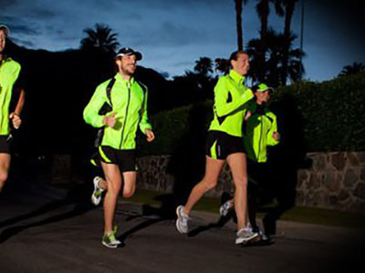 晚上跑步更容易瘦下來是真的嗎