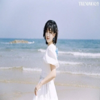 28歲陳夢海邊膠片上熱搜！身穿白色鏤空心形裙 少女感爆棚 