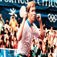 永遠的老瓦，我們用這段經(jīng)典的視頻向他致敬！