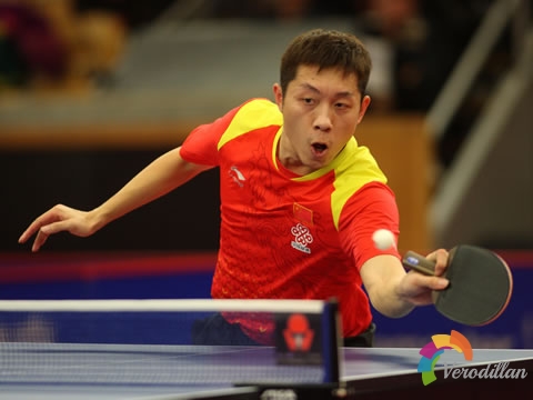 淺談長膠兩面差異性能膠皮轉(zhuǎn)換擊球打法