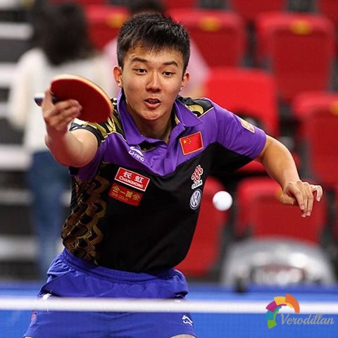 直拍逆向旋轉球及正手發側旋球手藝解讀