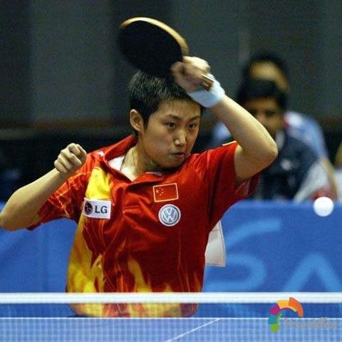 乒乓球實戰之拉弧圈球準確步驟