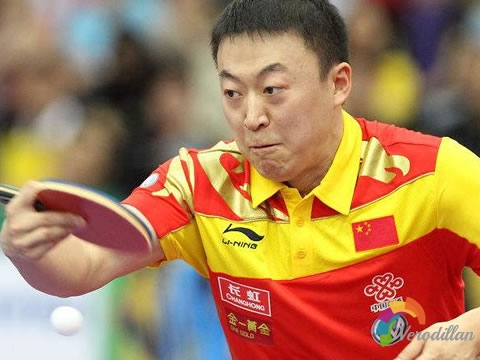 業(yè)余乒乓球友直拍若何同時兼顧橫打和推擋