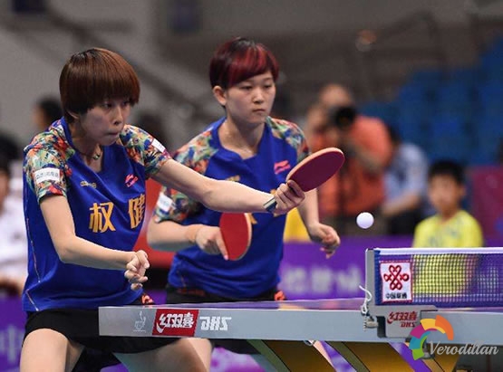 乒乓球反手橫拍削球手藝怎么練