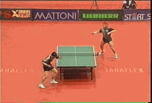 直拍推擠弧圈球技術(shù)及要領(lǐng)