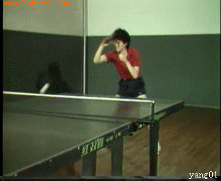 曹燕華正手攻球示范