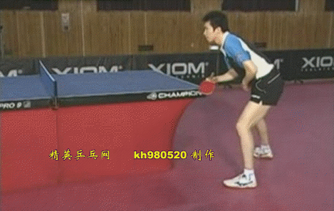 柳成敏的臺(tái)內(nèi)搓球與步法