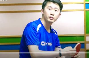 反手防守時(shí)手腕要如何配合？要?jiǎng)邮滞髩夯【€嗎？